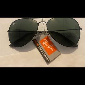 Ray Ban 3025 58/14 Black Sunglass With Dark Gray Lenses